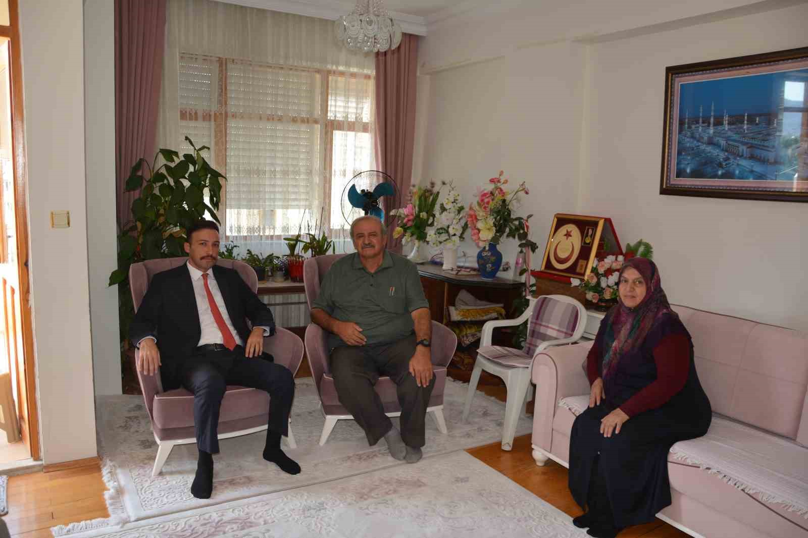 Cumhuriyet Başsavcısı Kapıcı’dan 15 Temmuz şehidinin ailesine ziyaret