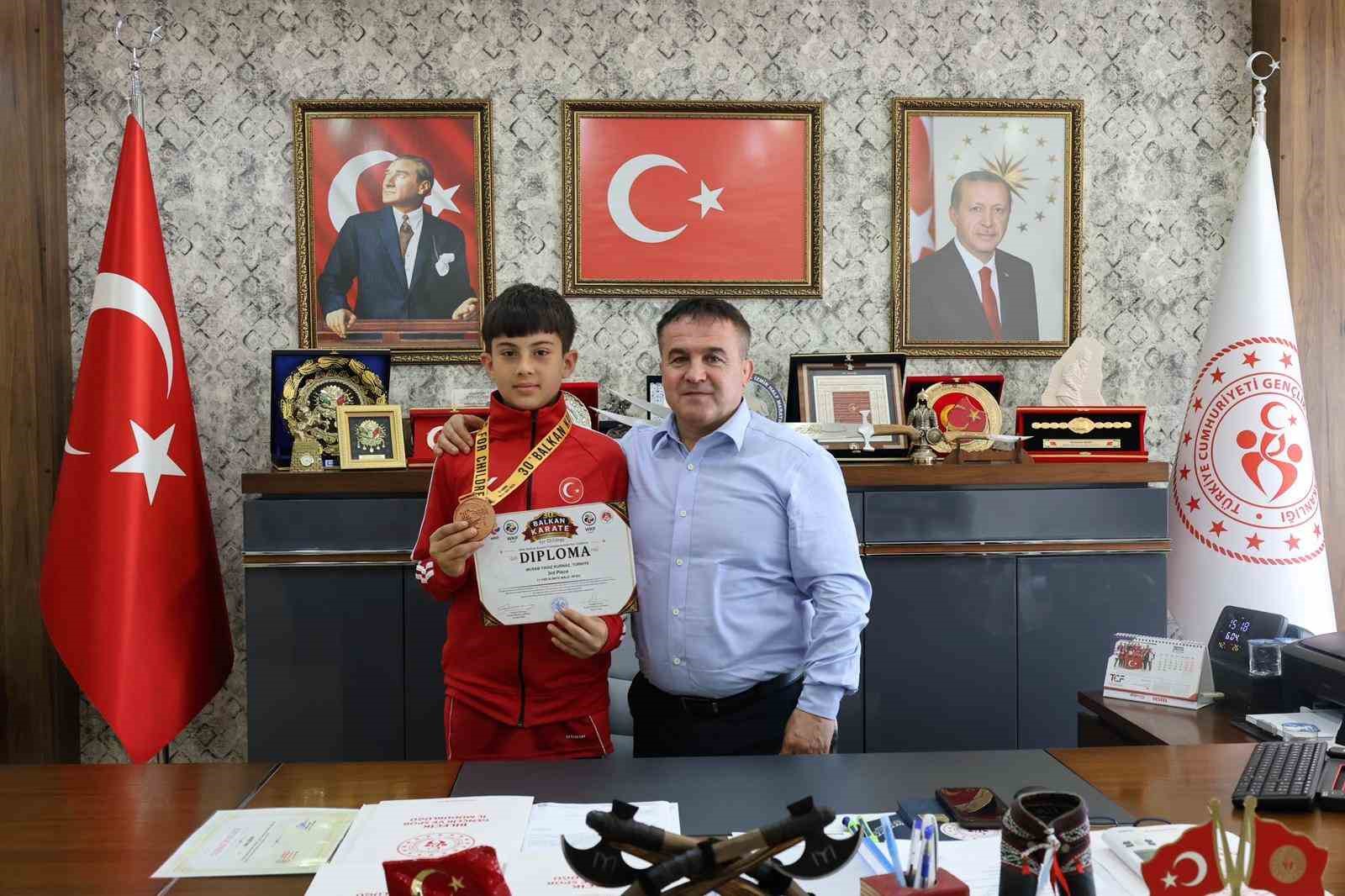 Bilecikli karate sporcusu Balkan üçüncüsü oldu