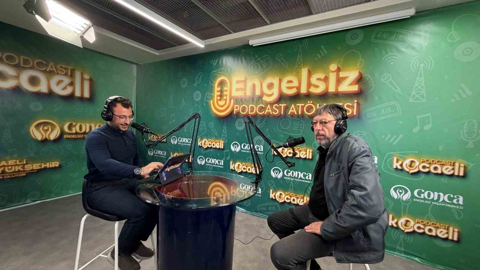 Ünlü oyuncular Gonca’da mikrofon başına geçti