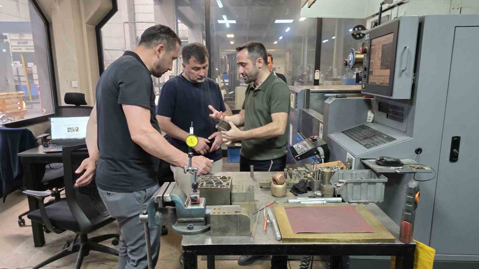 Otomotiv ve savunma sanayisine Düzce imzası