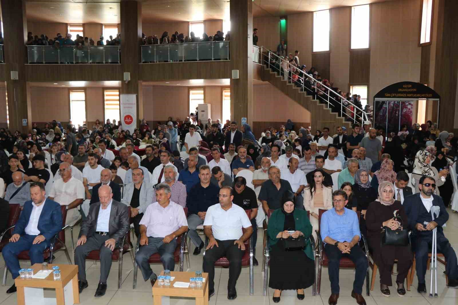 Erzurum&rsquo;da 54 hafız icazet belgesini aldı