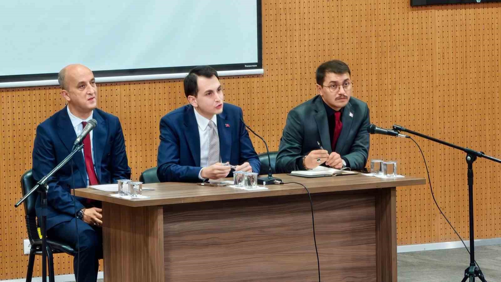 Hisarcık&rsquo;ta eğitim y&ouml;neticileri ve &ouml;ğretmenlerle toplantı