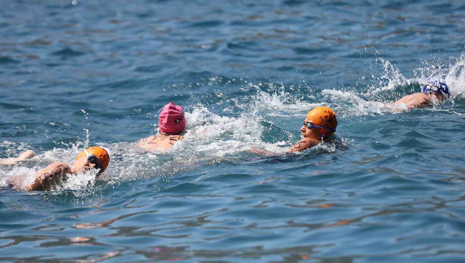 Muğla Büyükşehir’in ev sahipliğinde 634 sporcu milli takım için kulaç attı