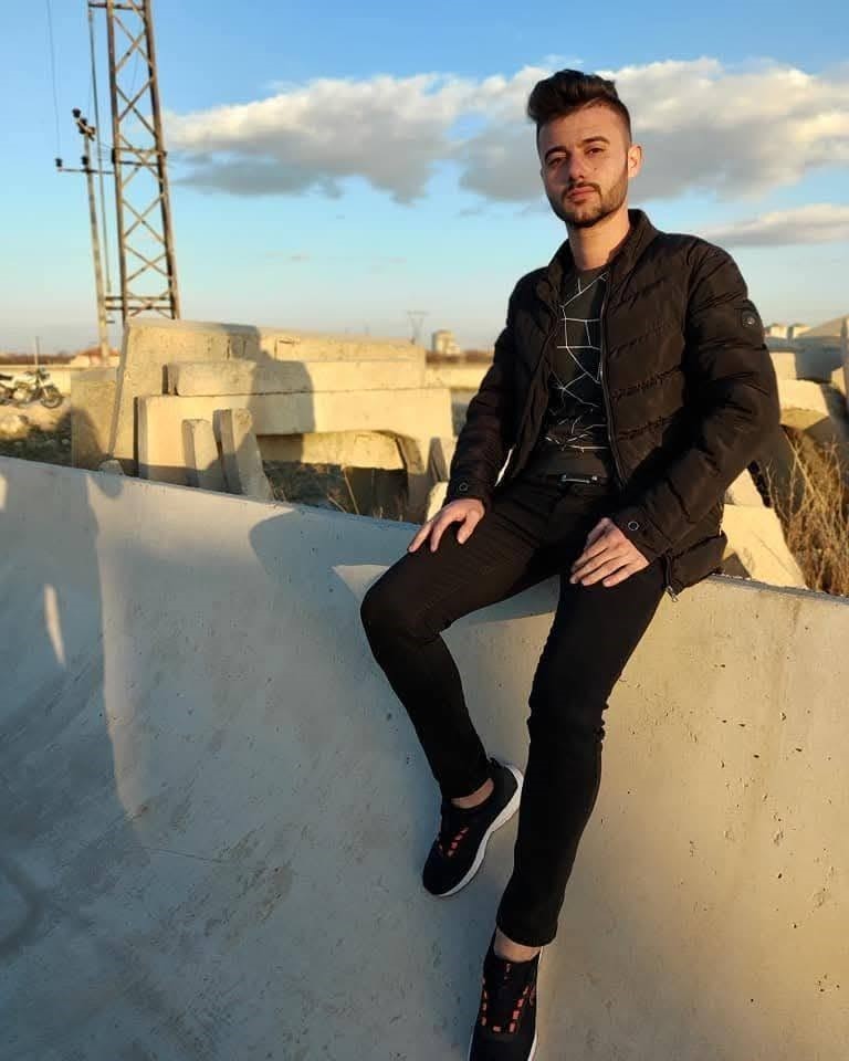 Karaman’da kazada ağır yaralanan genç adam kurtarılamadı