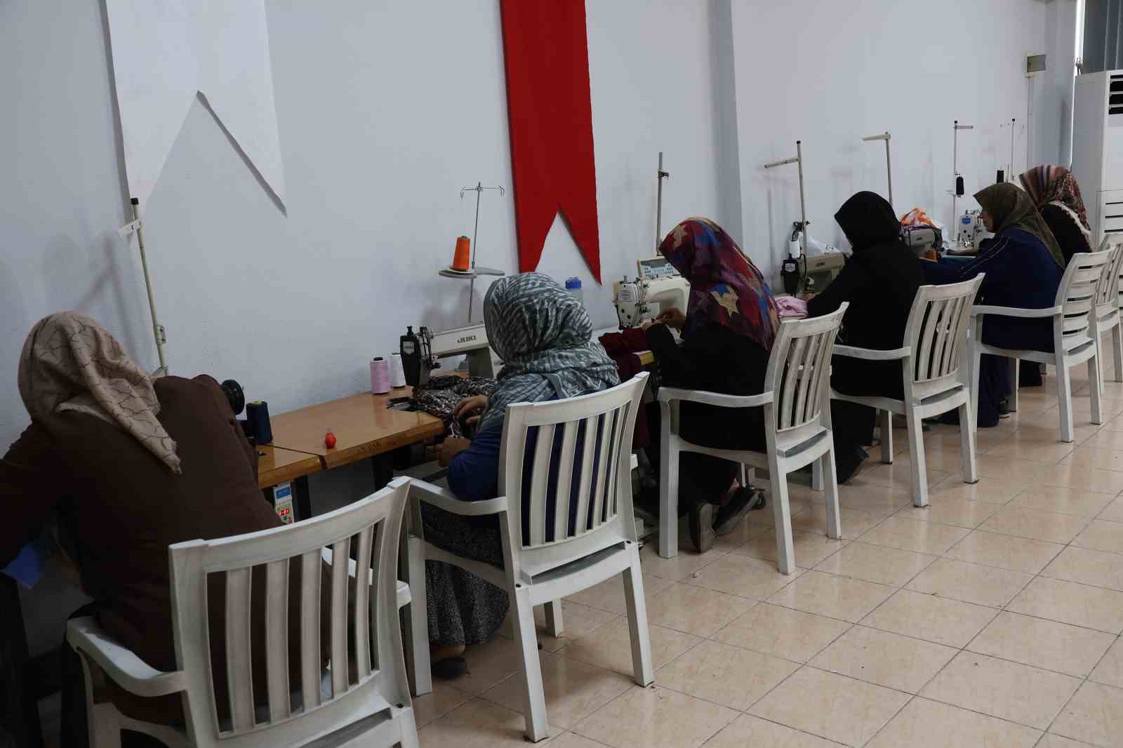 Haliliye&rsquo;de kadınlara meslek ve eğitim desteği