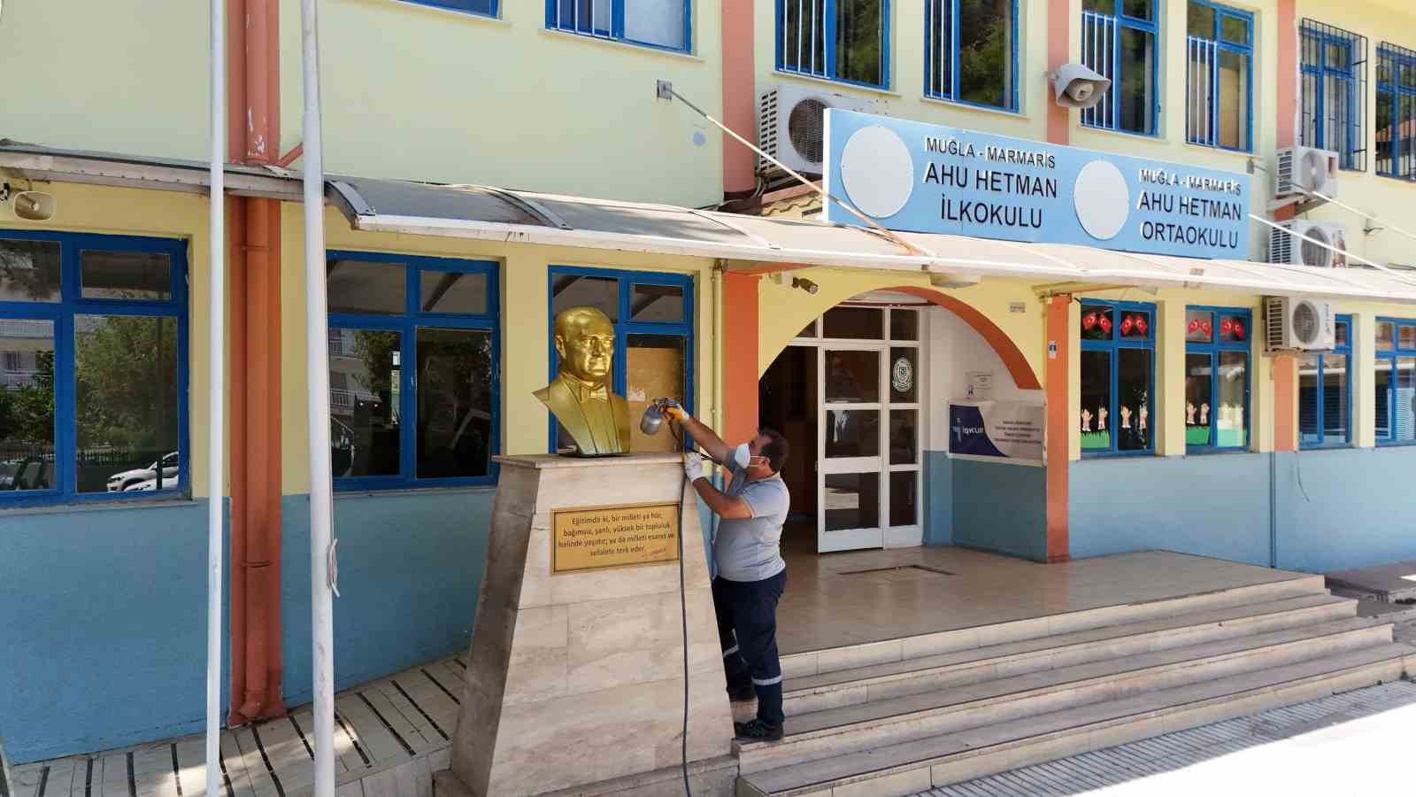Okul bahçeleri yeni döneme hazırlanıyor