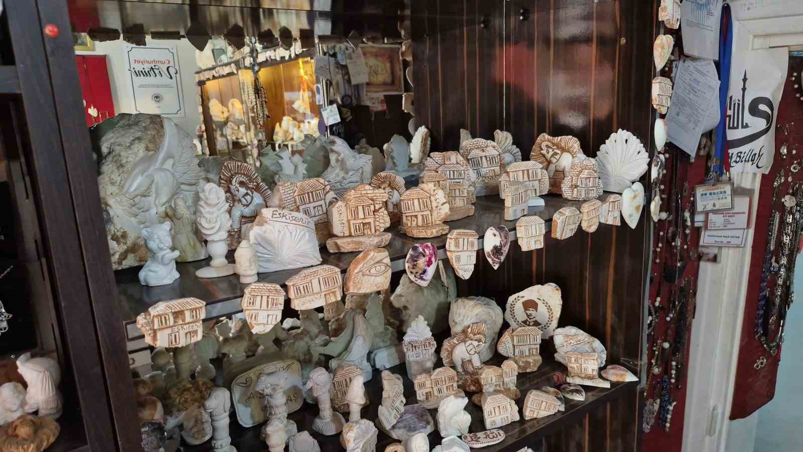 Eskişehir&rsquo;in beyaz altını l&uuml;letaşı unutulma tehlikesiyle karşı karşıya