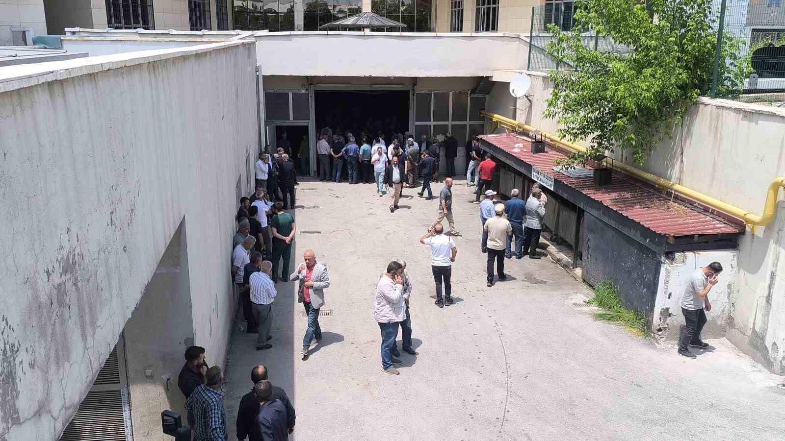 Muş&rsquo;ta arazi anlaşmazlığı kanlı bitti: 1 &ouml;l&uuml;, 1 yaralı