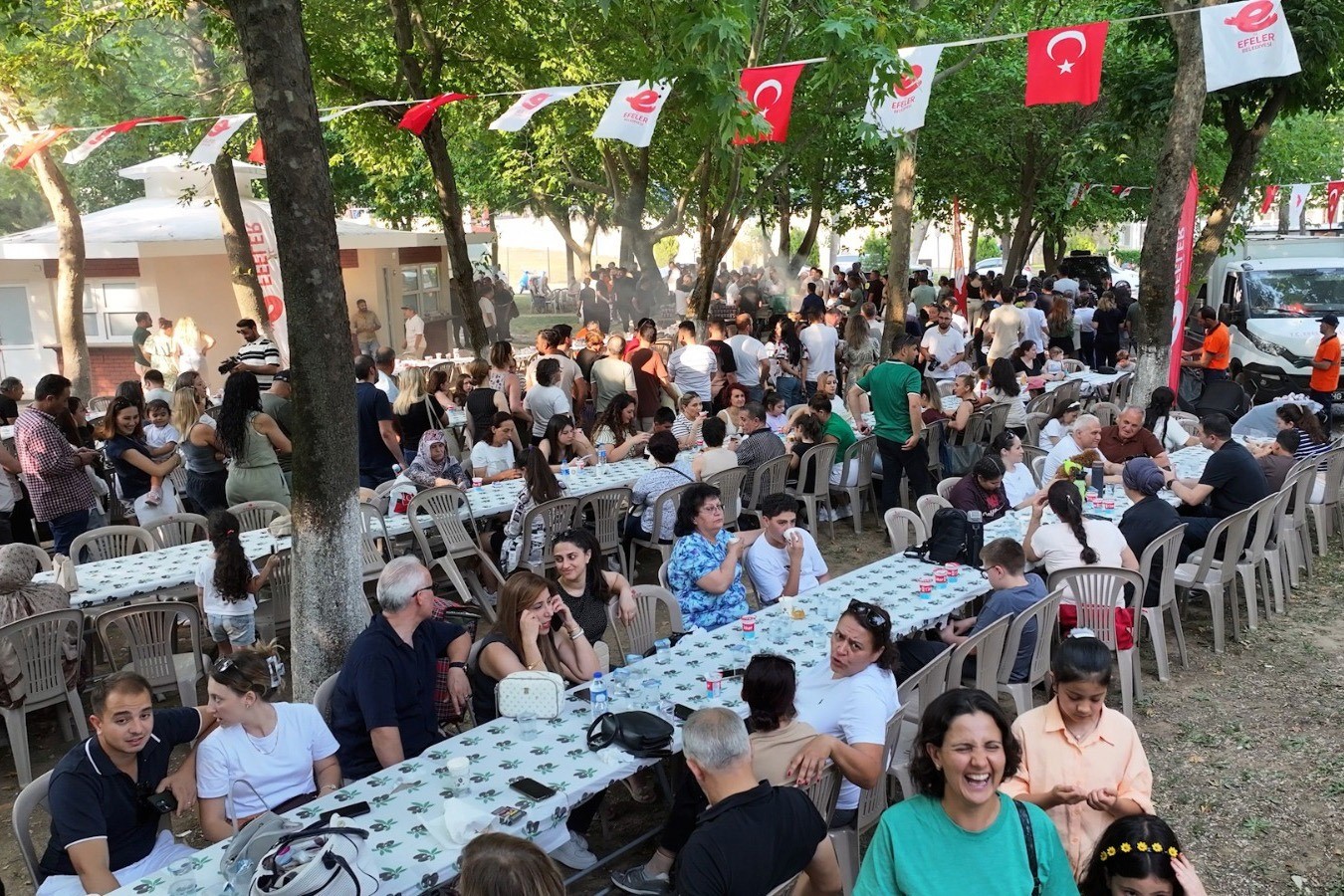 Başkan Yetişkin, personelle piknikte buluştu