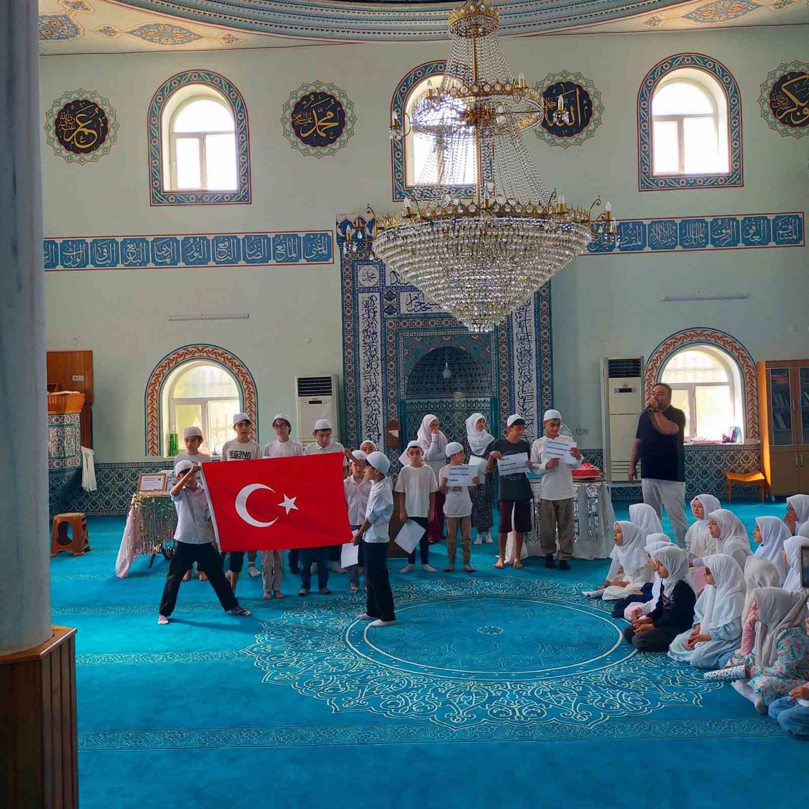 Başaran Mahallesi’nde Yaz Kur’an Kursu coşkulu programla sona erdi