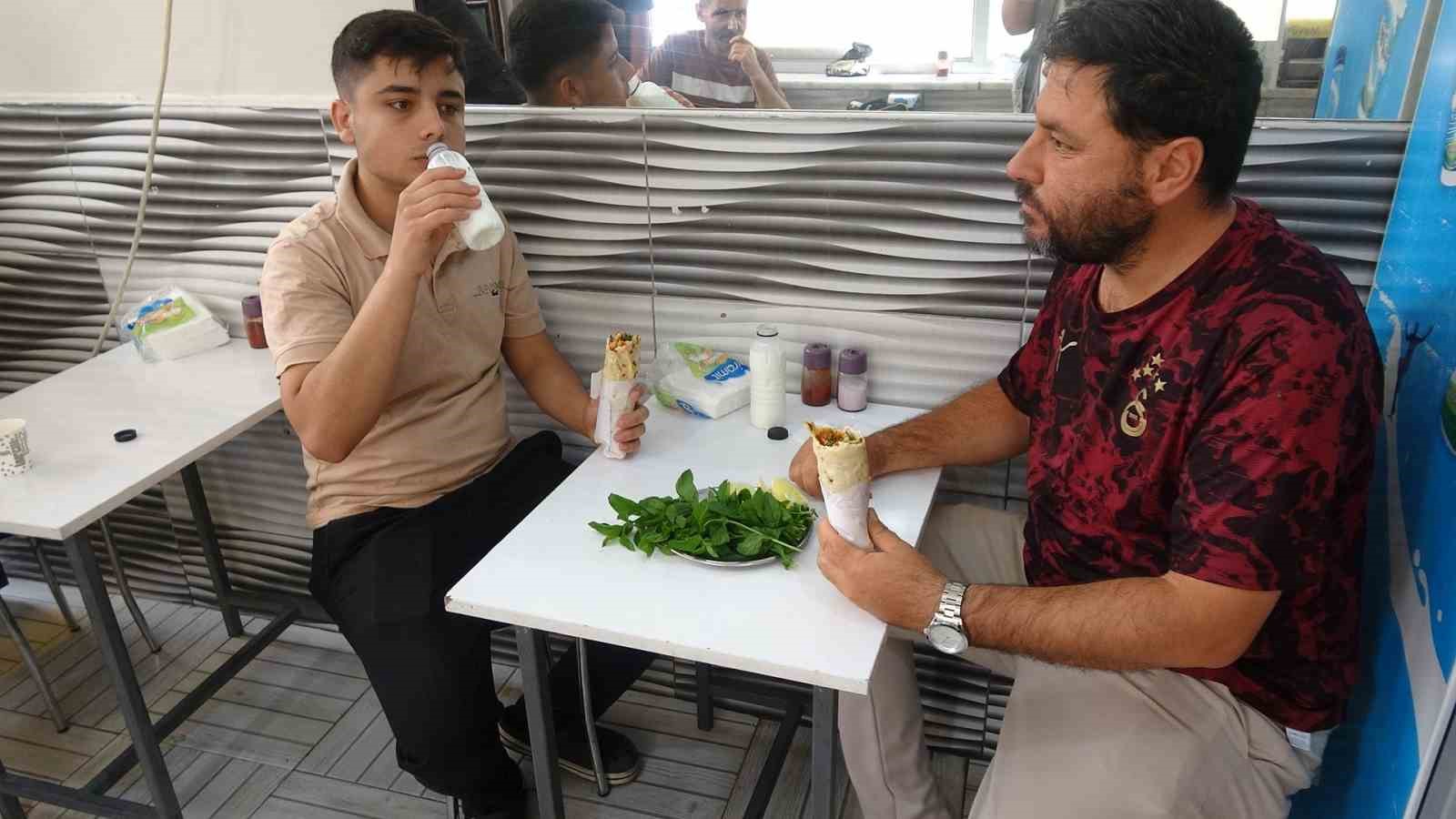 Oruk kebabı sofraların vazgeçilmezi