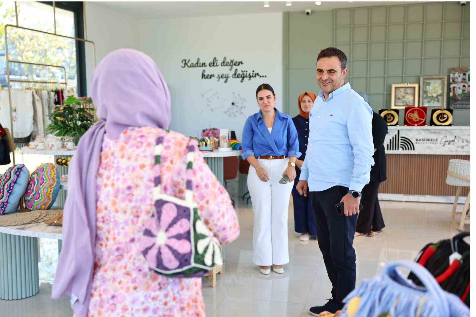 Başkan &Ouml;zl&uuml;, Başiskele&rsquo;nin &uuml;retken kadınları ile bir araya geldi