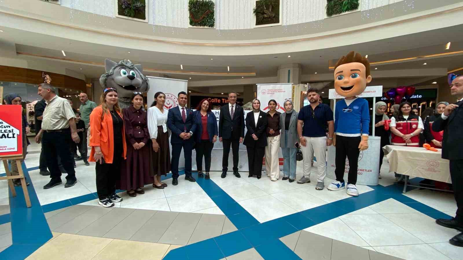 Erzurum&rsquo;da koruyucu aile farkındalık sergisi yoğun ilgi g&ouml;rd&uuml;