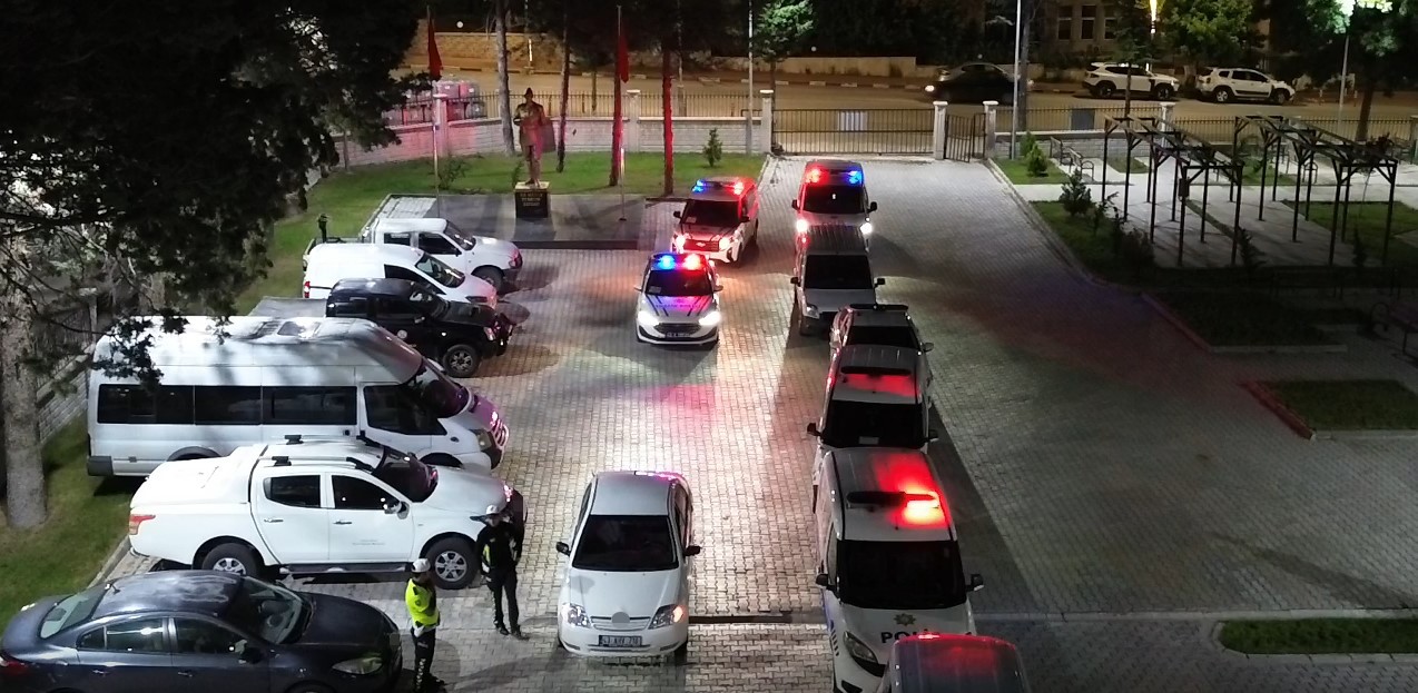 Kütahya’da torbacılara şafak baskını: 28 gözaltı