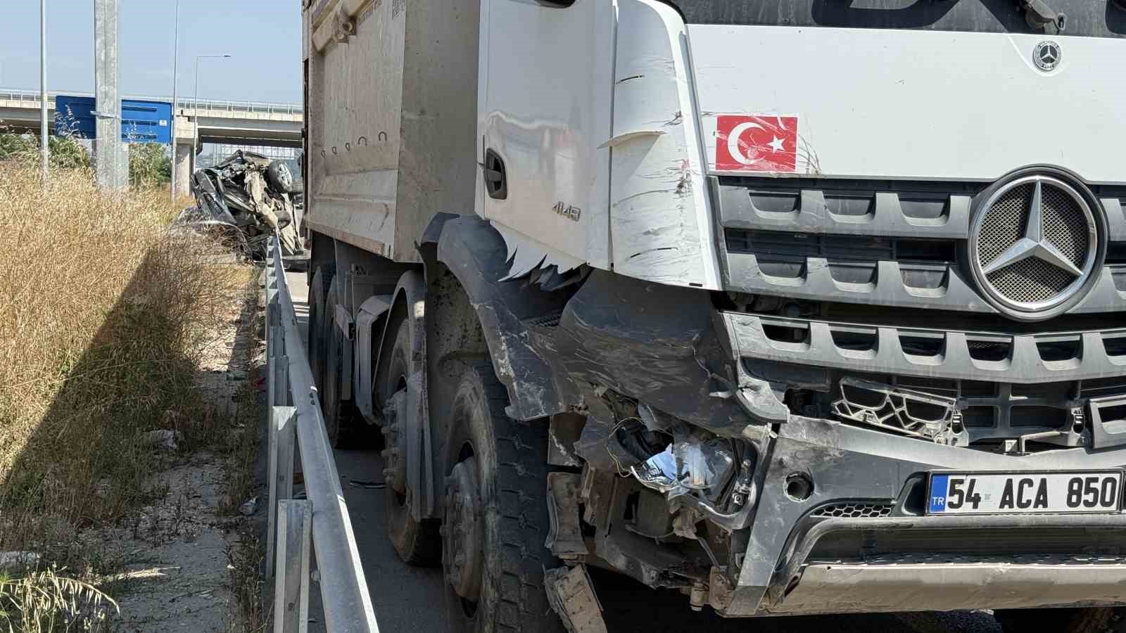 Yakıt deposundaki sızıntıyı sakızla durdurdular