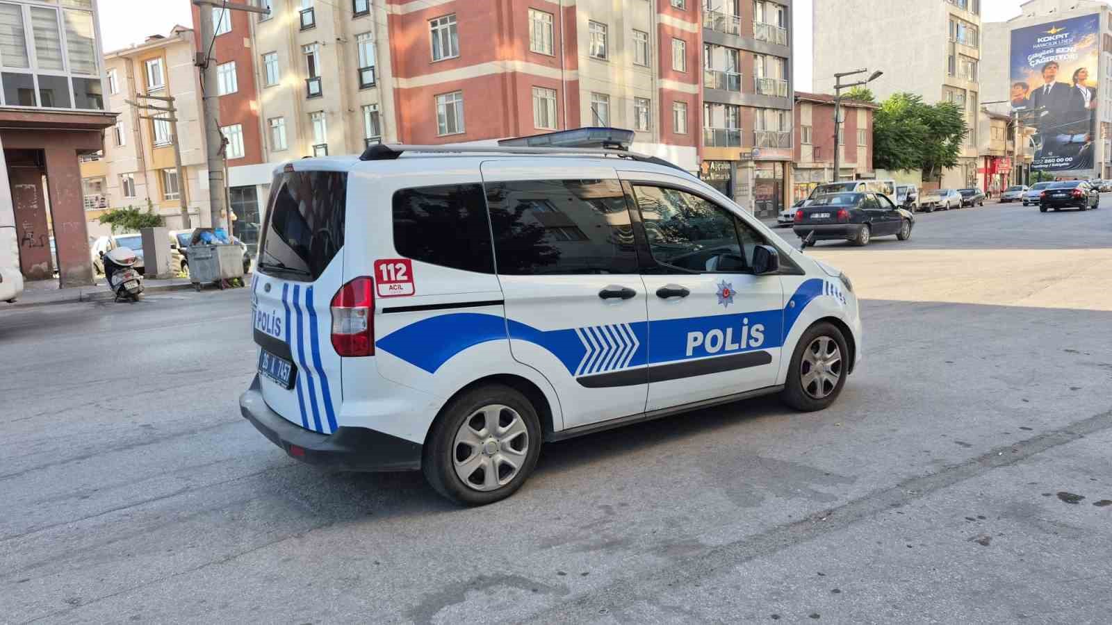 Eşinin tatilde olduğu sırada yatağında cansız bedeni bulundu