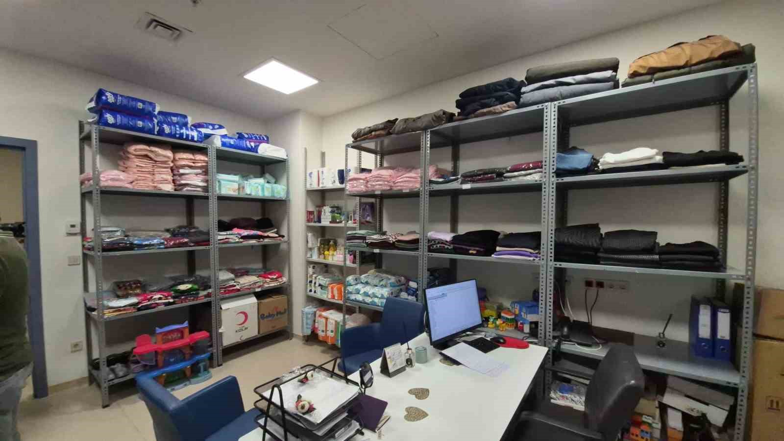 Eskişehir Şehir Hastanesi’ndeki ’Sosyal Market’ ihtiyaç sahiplerine umut oluyor