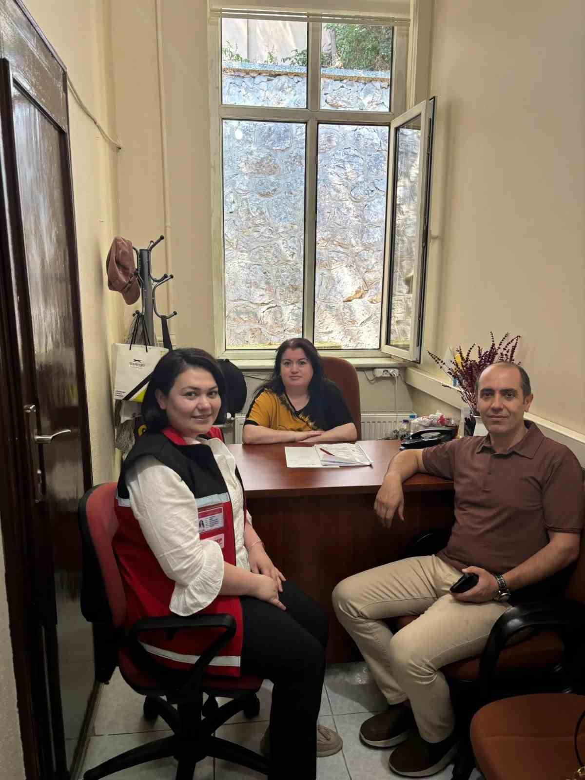 Şehit ailesine sene-i devriye ziyareti
