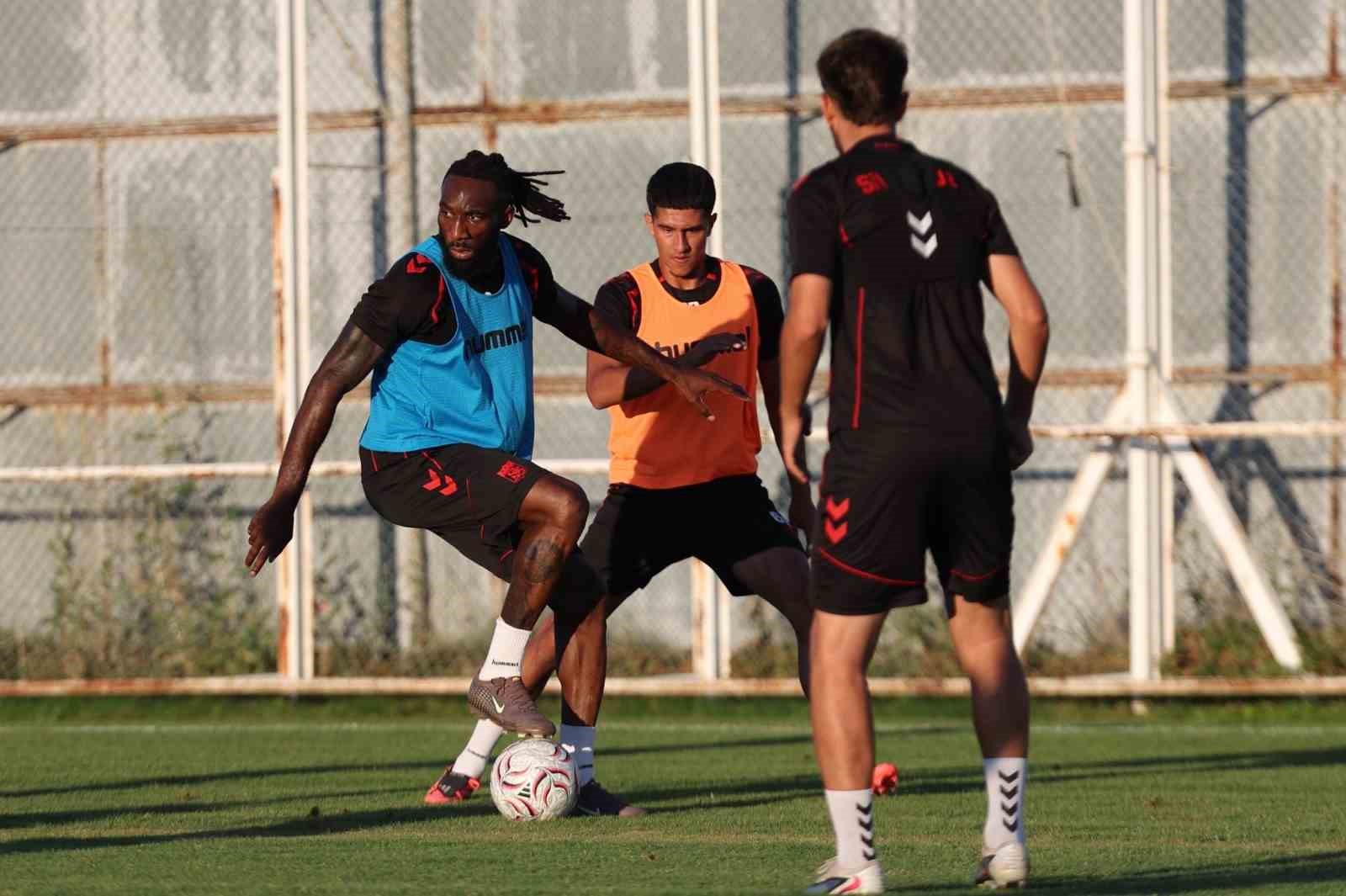 Sivasspor, Kayserispor ma&ccedil;ına hazırlanıyor