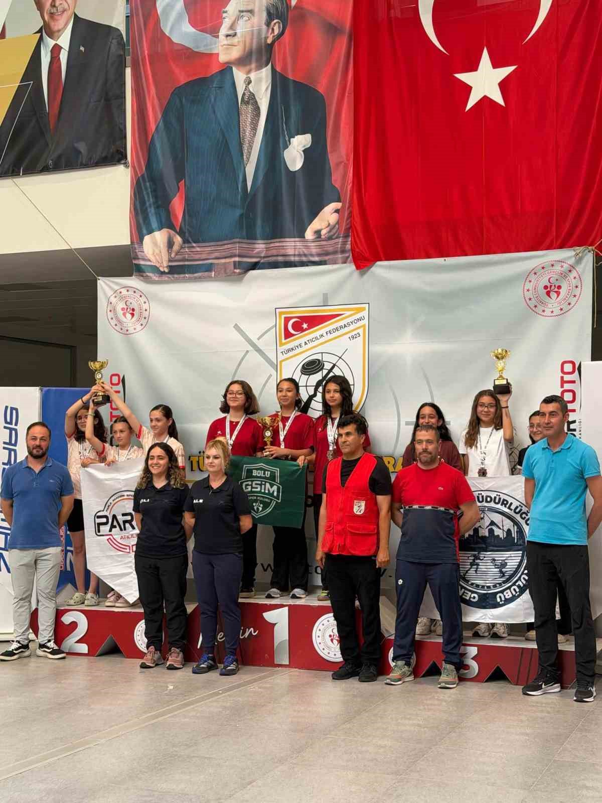 Kayserili nişancılardan Türkiye Kupası’nda çifte takım başarısı