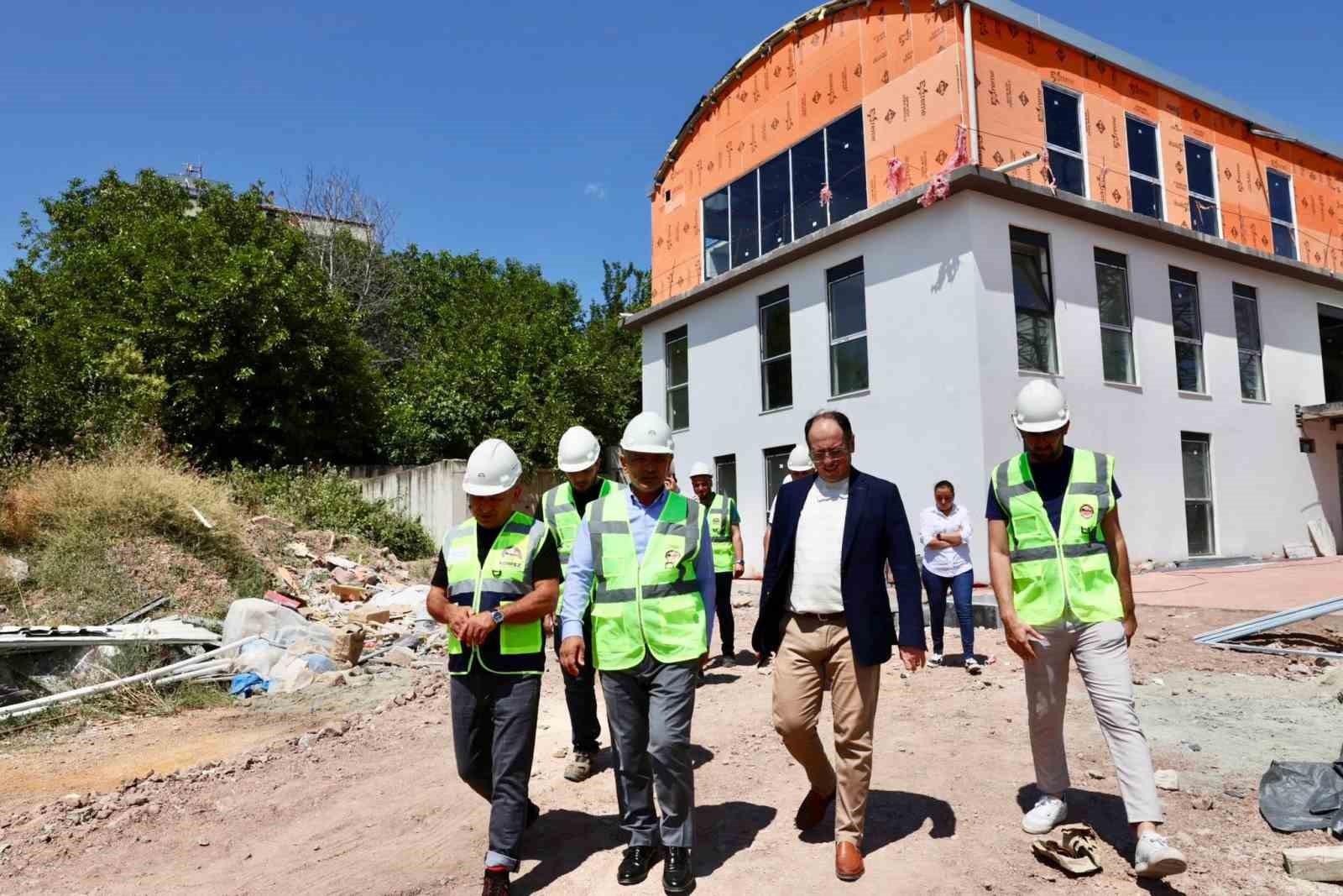 K&ouml;rfez&rsquo;de &Ccedil;amlıtepe Spor Kompleksi&rsquo;nin yapım &ccedil;alışmaları s&uuml;r&uuml;yor