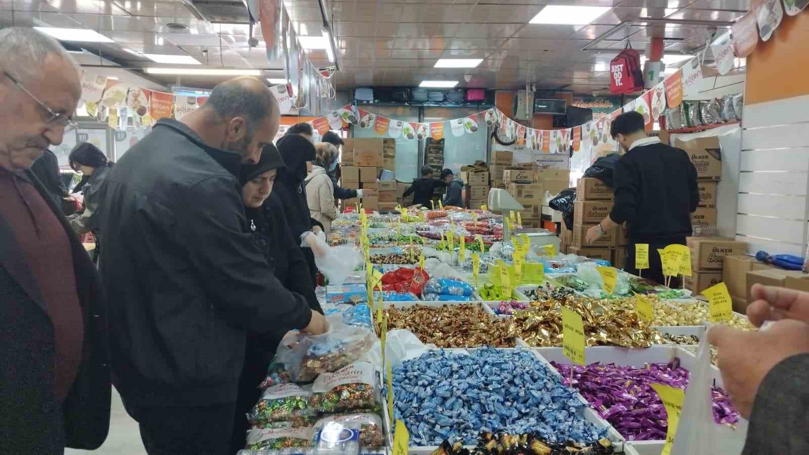 Muş’ta bayram alışverişi yoğunluğu
