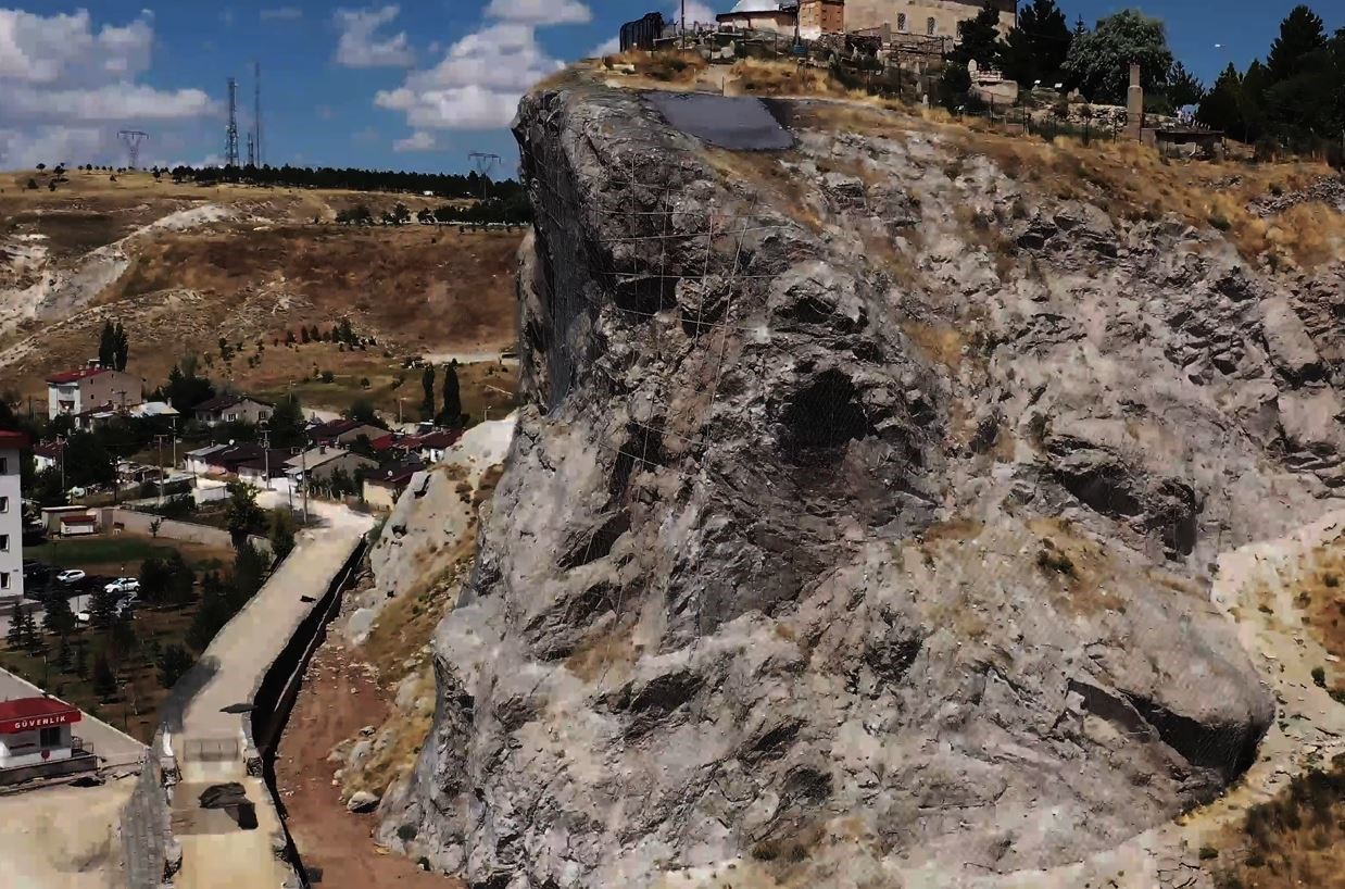 Yukarı Tekke&rsquo;de tehlikeye karşı kapsamlı &ccedil;alışma