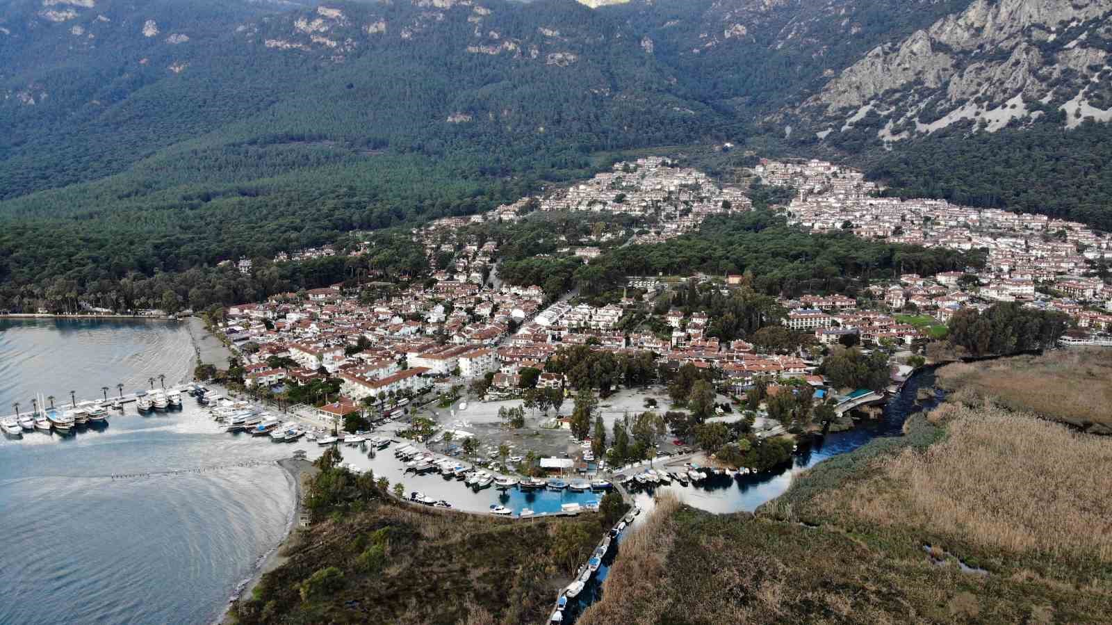 Dünya turizm köyü ve Sakin Kent Akyaka kadın muhtara emanet