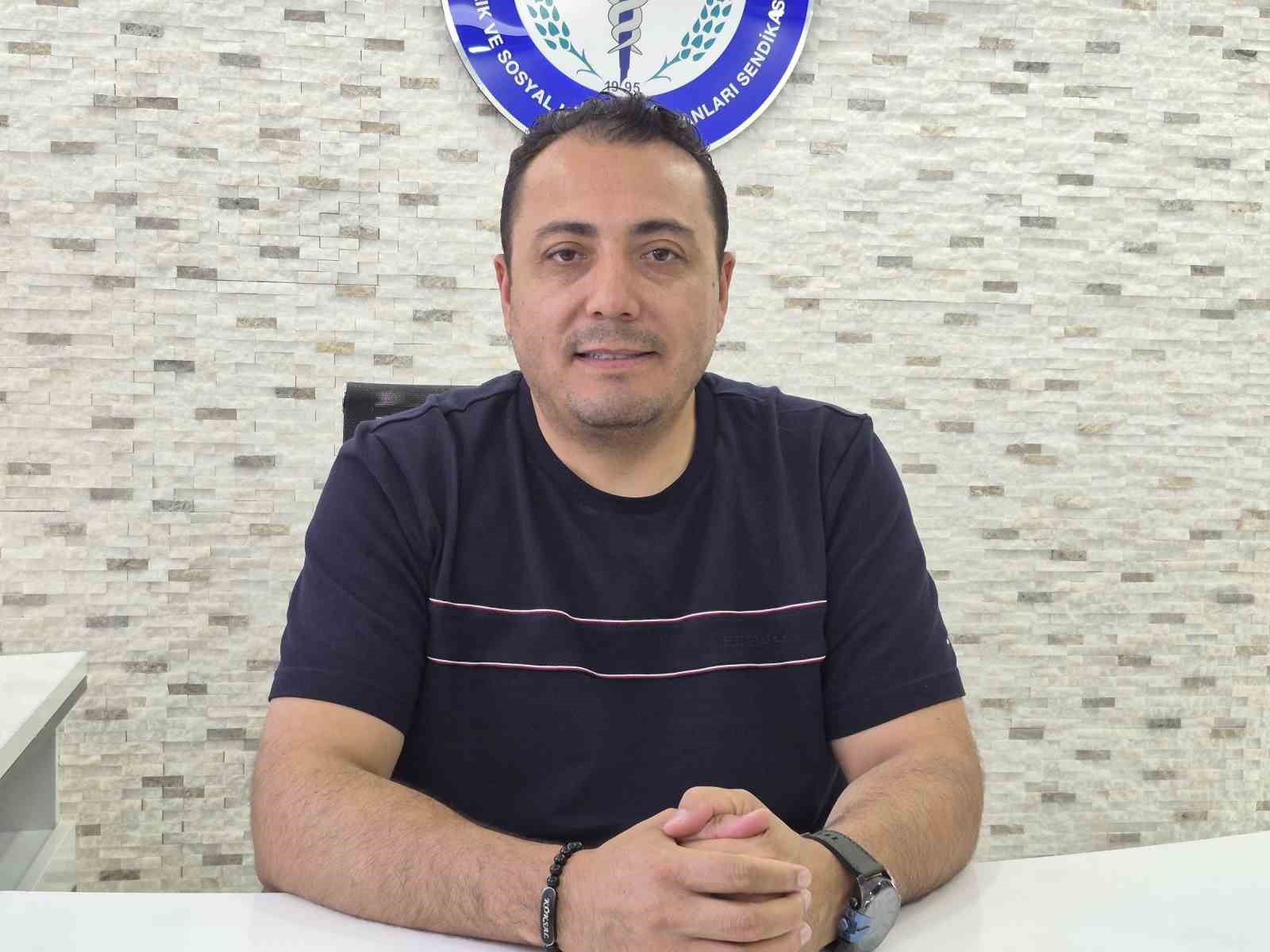 Kulağında mikrotia olan 8 yaşındaki Esila&rsquo;nın tedavi s&uuml;reci başladı