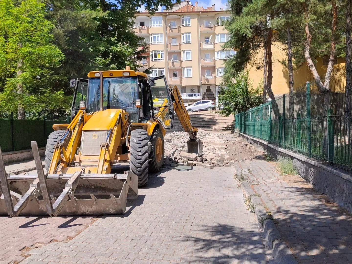 Sungurlu’da Çorum FK Sokağı’nda çalışmalar başladı