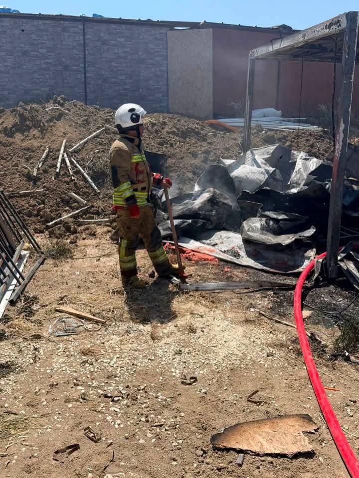Antakya’da konteyner yangını