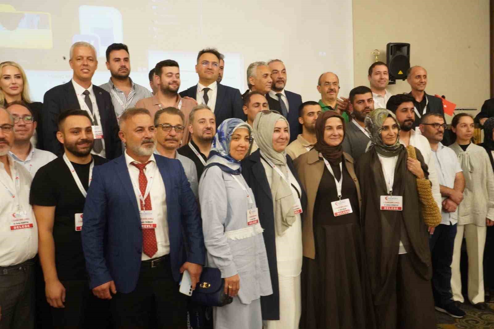 HEKİMSEN Genel Başkanı Kurban g&uuml;ven tazeledi