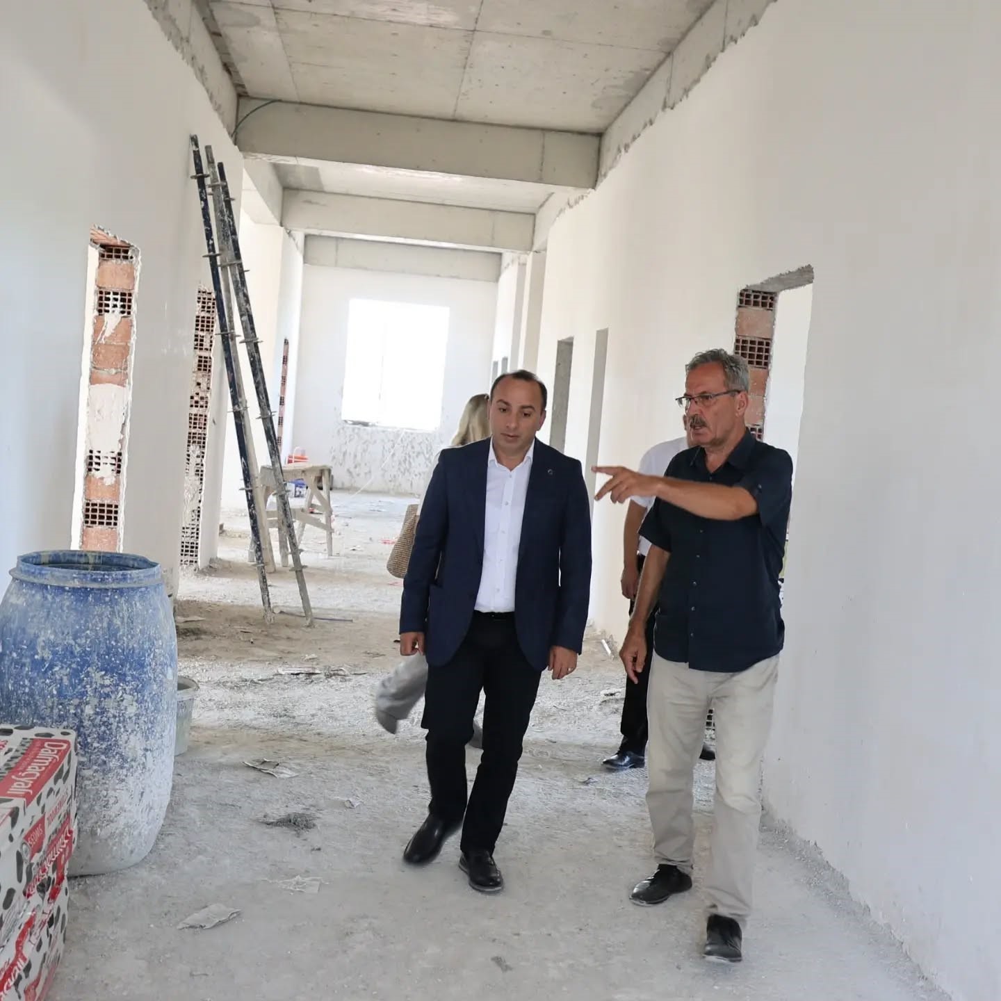 Çine’deki 71 yıllık okulun yerinde yeni eğitim yuvası yükseliyor