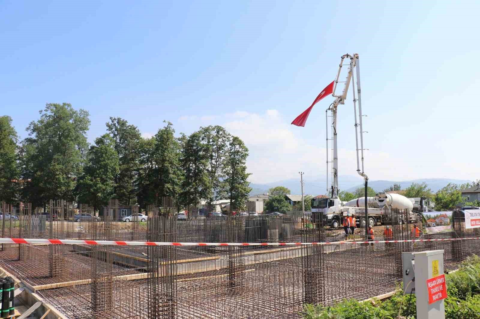 Cumayeri’nde sağlık hizmetleri tek çatı altında toplanıyor