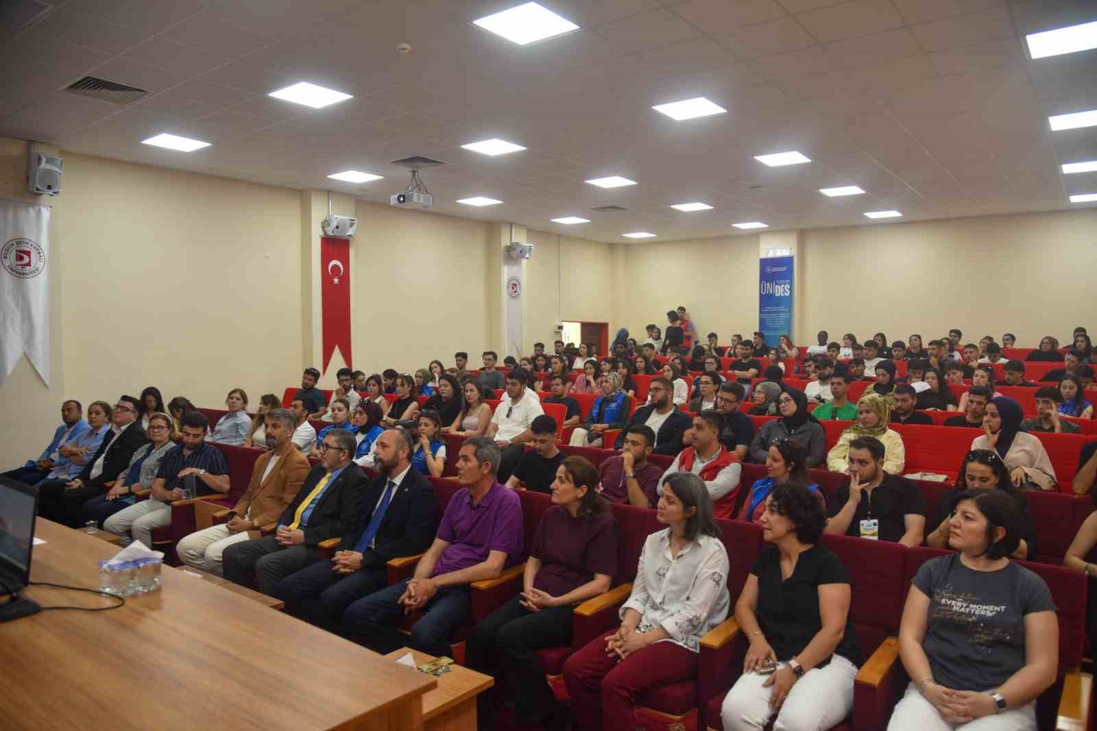 Bilecik’te ’Tarımda Kadın Girişimciler ve Başarı Hikayeleri’ konulu program düzenlendi