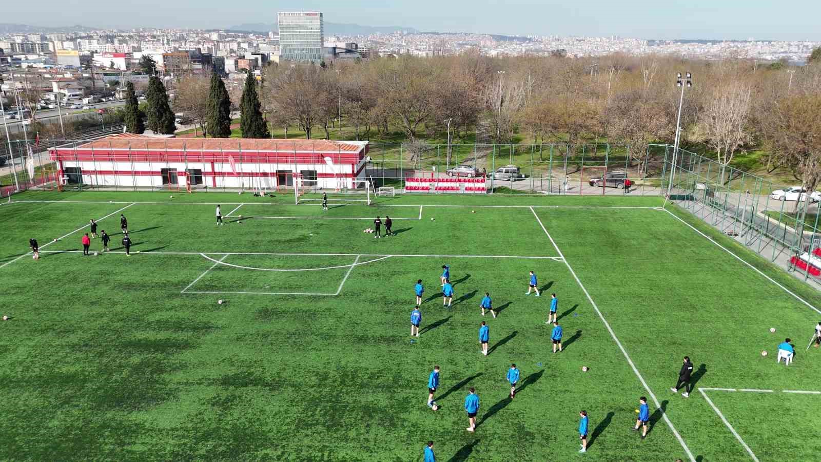 B&uuml;y&uuml;kşehir Yaz Spor Okulu başvuruları başladı