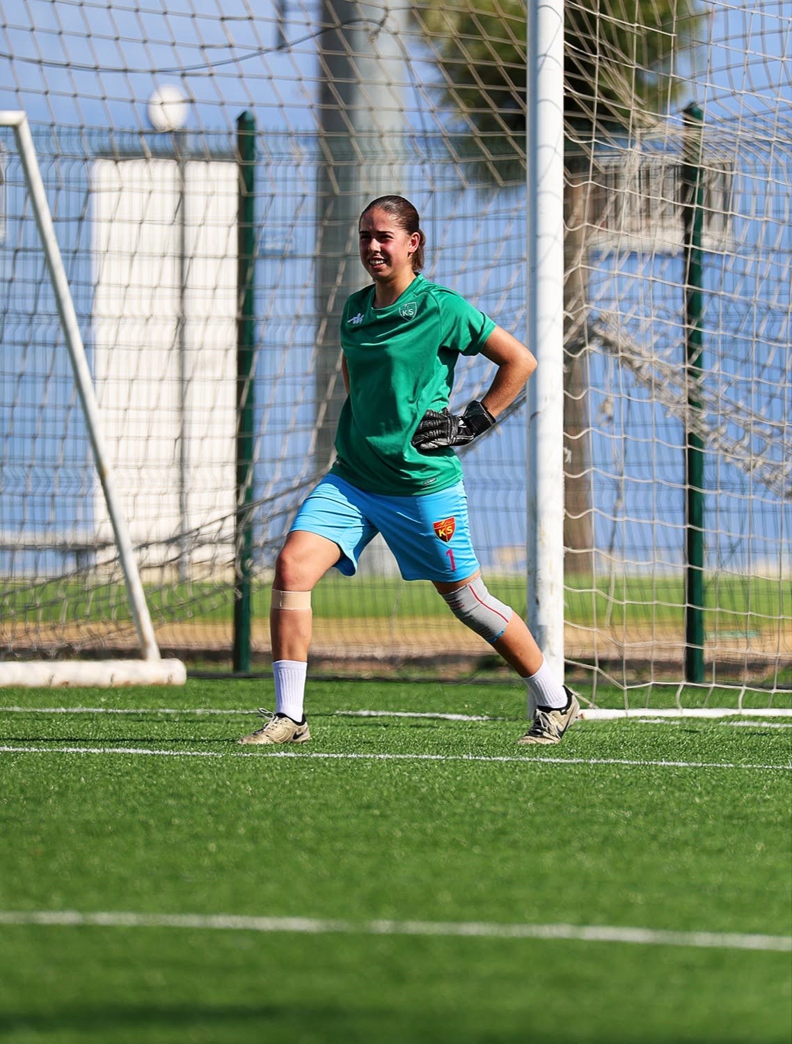 Kayseri Kadın Futbol Kulübü’nde Yağmur Karademir ile yollar ayrıldı