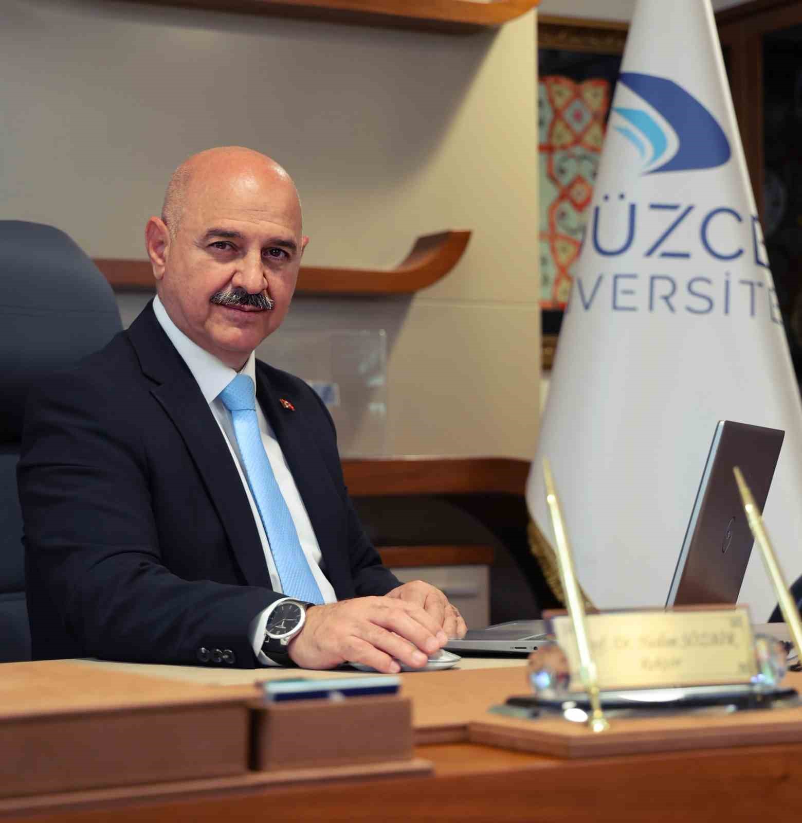 D&uuml;zce &Uuml;niversitesi Rekt&ouml;r&uuml; tekrar Nedim S&ouml;zbir oldu