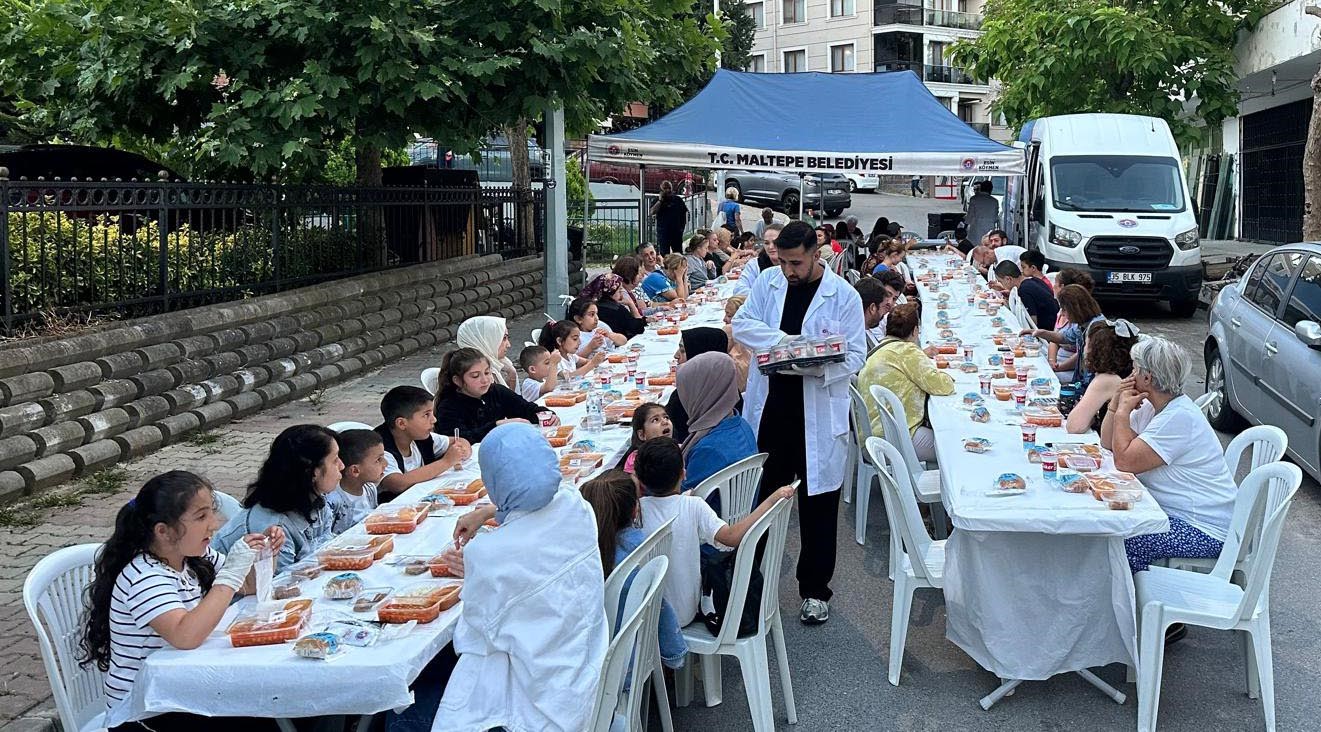 Maltepe&rsquo;de muharrem ayında iftar programları devam ediyor