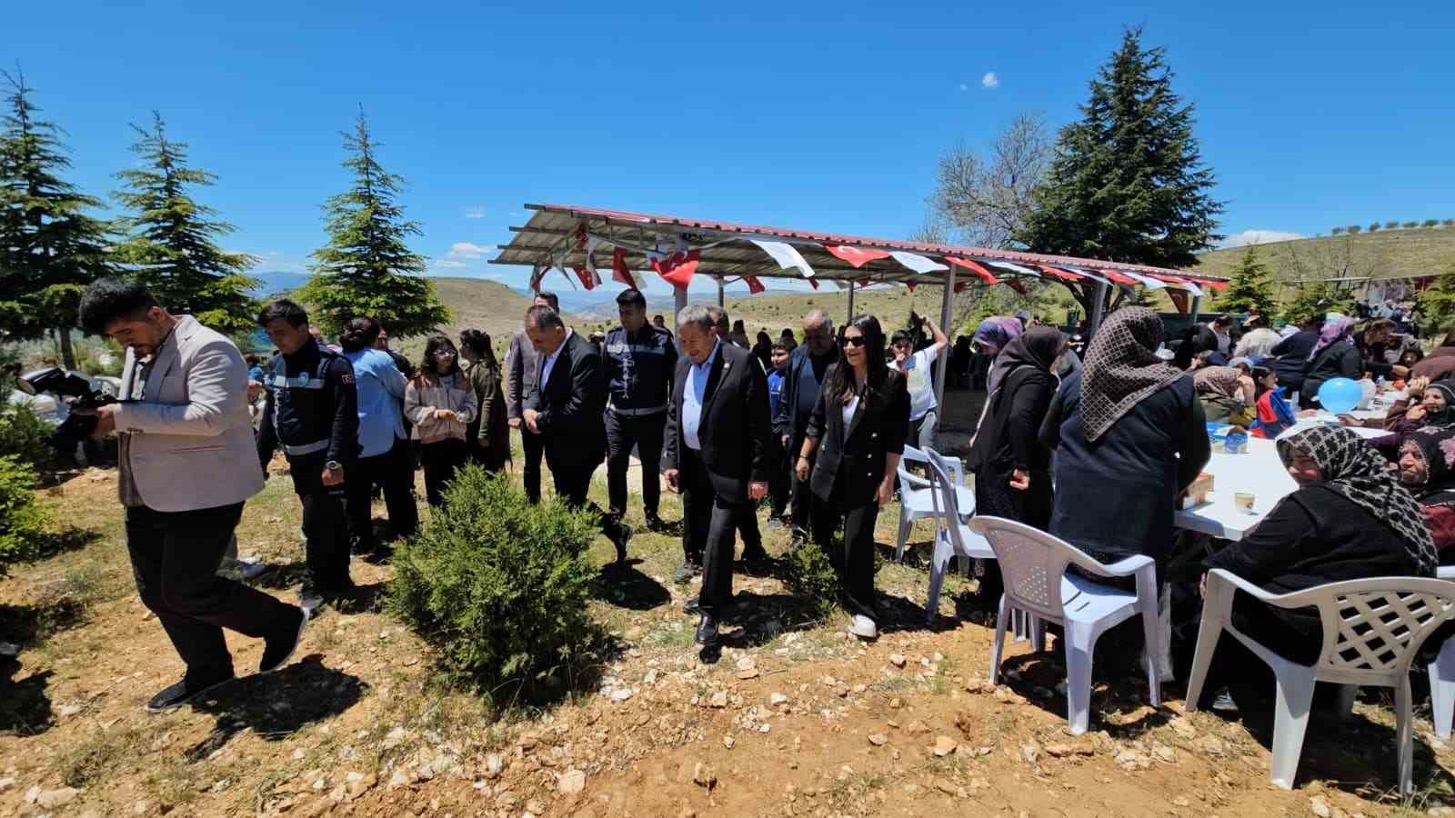 Başkan Bozkurt: "Birlik ve beraberlik k&uuml;lt&uuml;r&uuml;n&uuml; yaşatmaya devam edeceğiz"