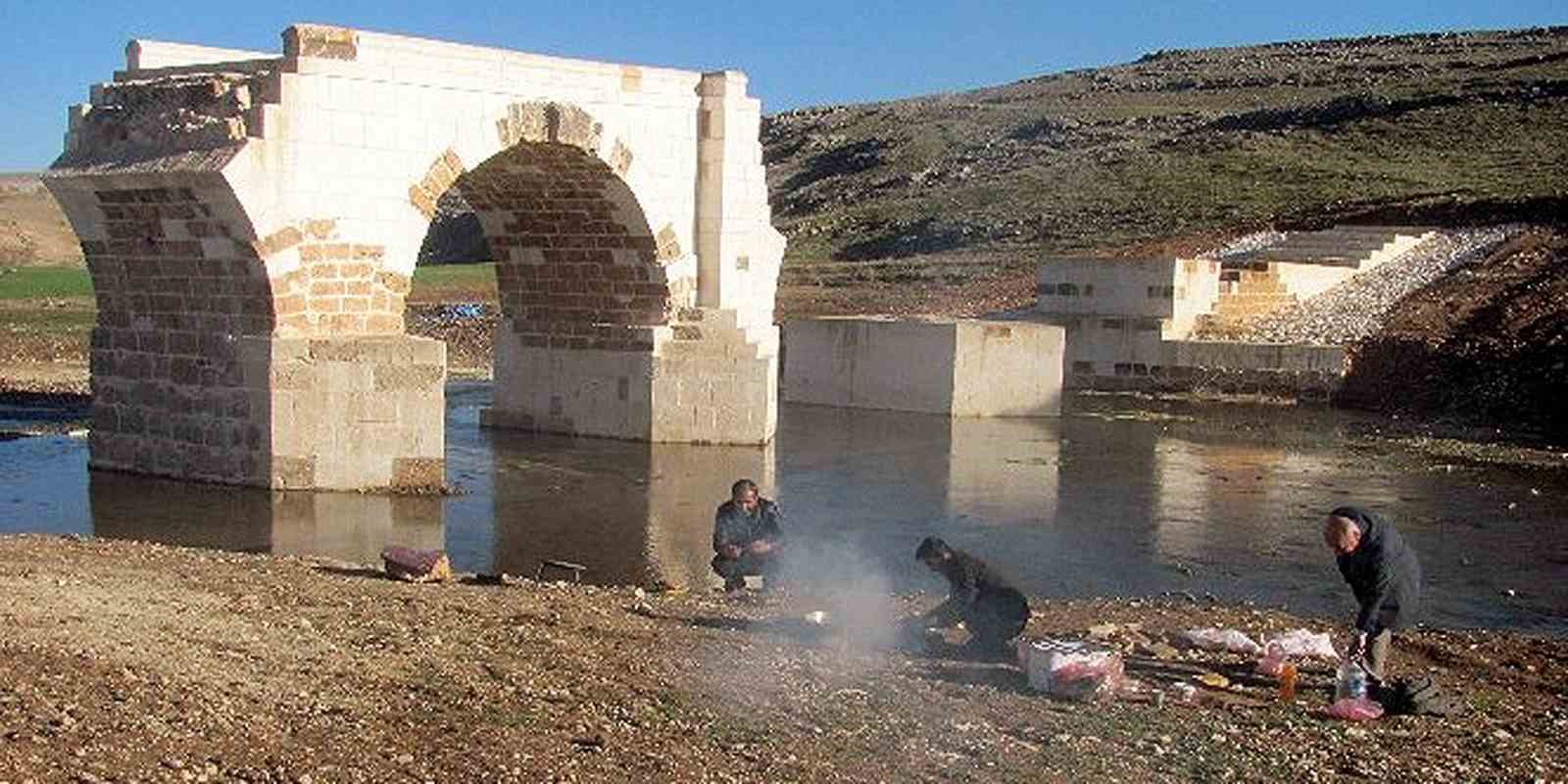 Sarıkaya’dan, Tarihi Septimus Severus Köprüsü Çevresine Piknik Alanı Talebi