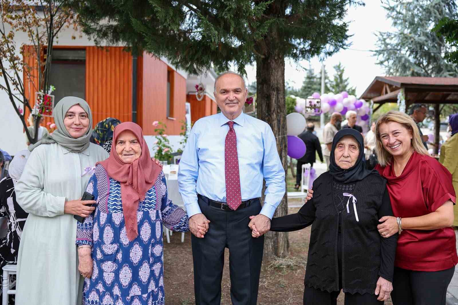 Düzce Alzheimer Merkezi’nde Dünya Alzheimer Günü kutlandı