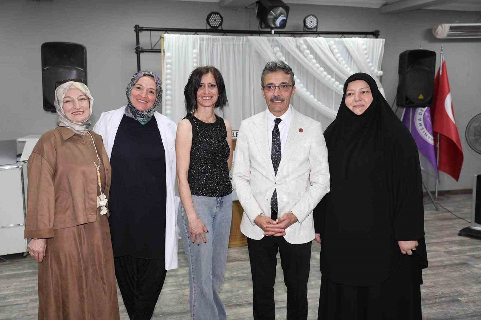 Erenler’de kadınlar için yeni merkez kapılarını açtı