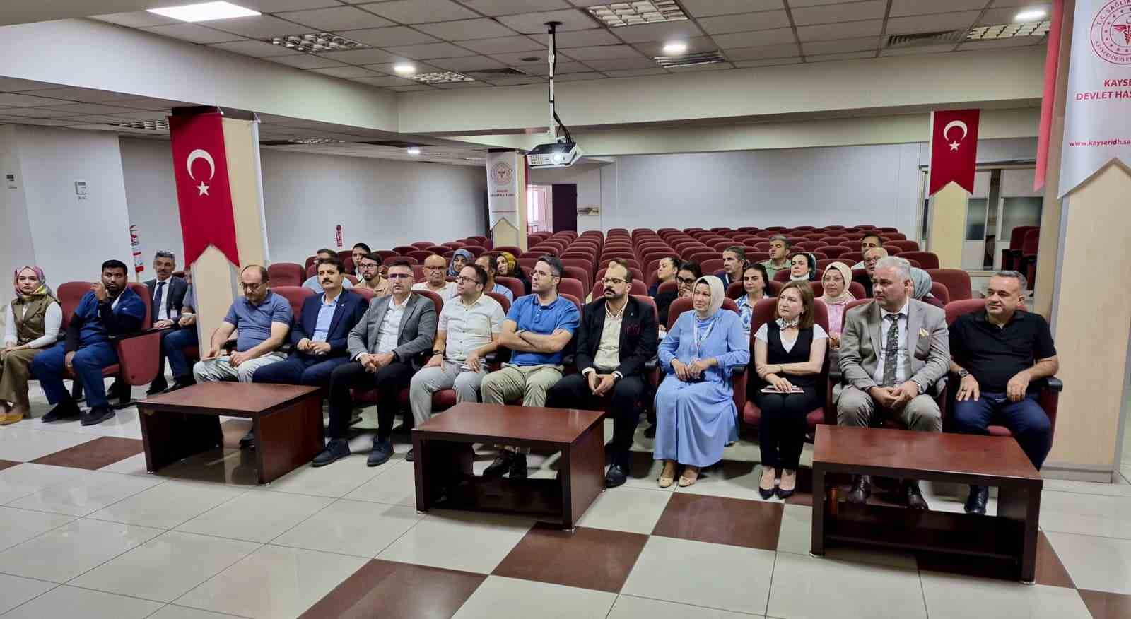 Kayseri Devlet Hastanesi’nde Risk Yönetim Kurulu Dönemsel Değerlendirme Toplantısı düzenlendi
