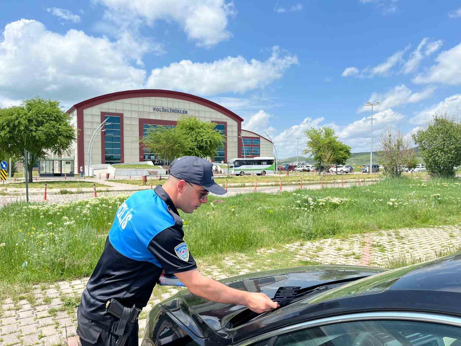 Kars&rsquo;ta hastane otoparklarında hırsızlığa karşı polis uyarısı