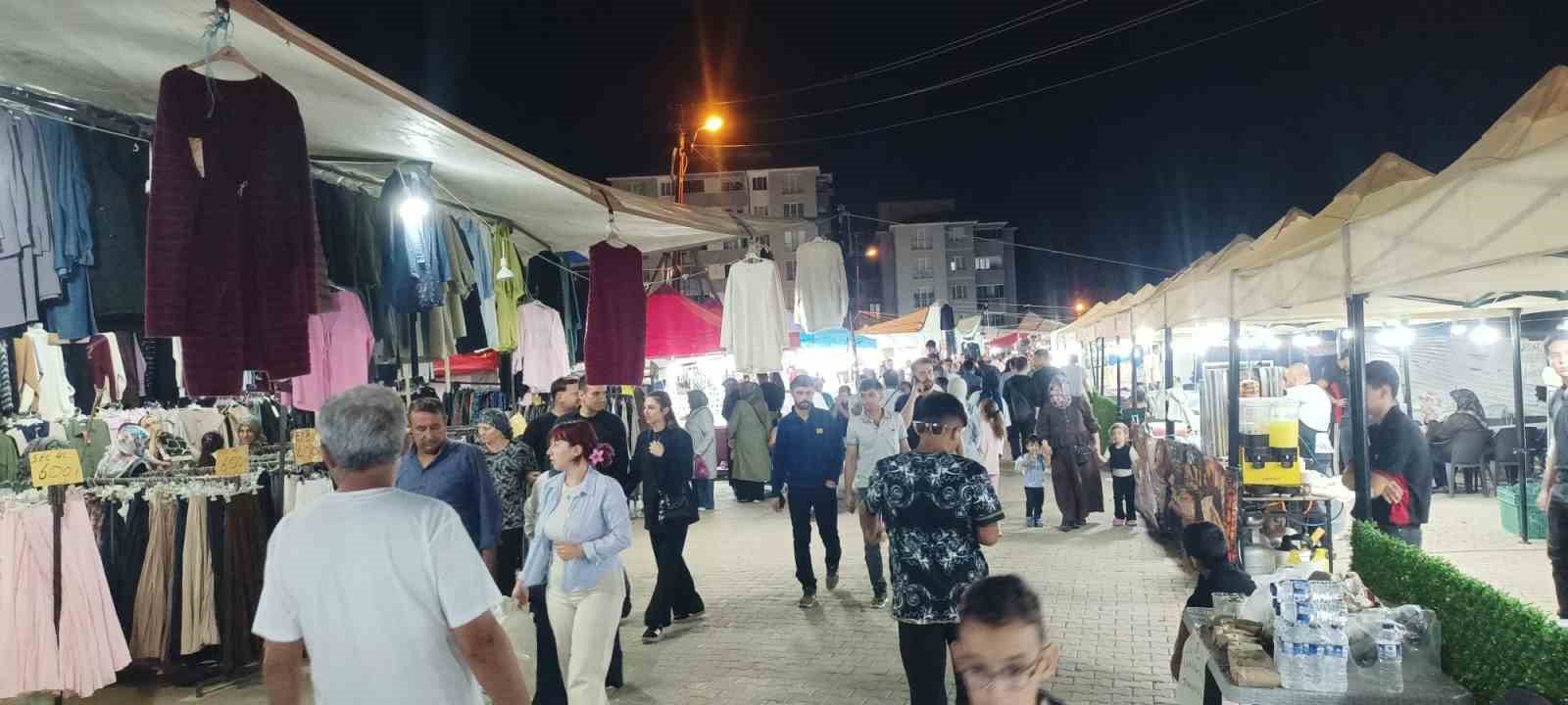 Pazaryeri panayırına ilk g&uuml;nden yoğun ilgi