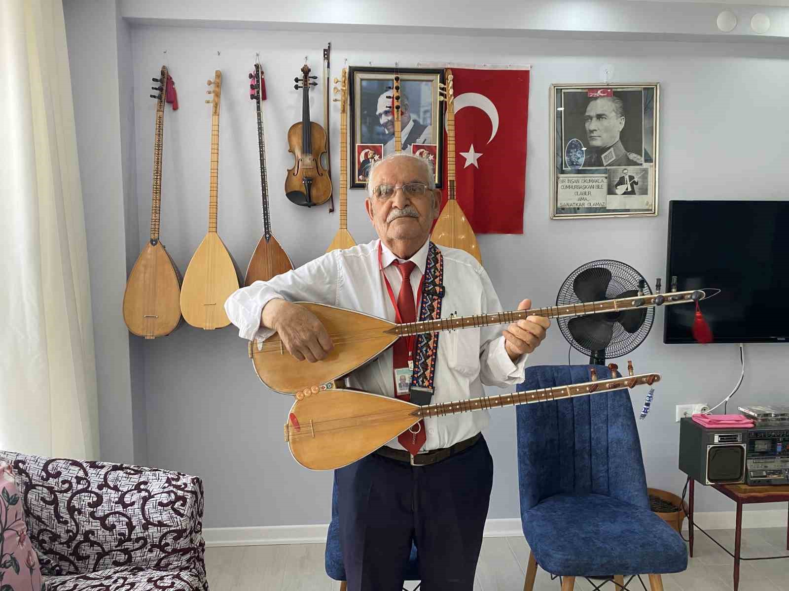 Eskişehir&rsquo;in yaşayan k&uuml;lt&uuml;rel hafızalarından halk ozanı Arif &Ccedil;ayır