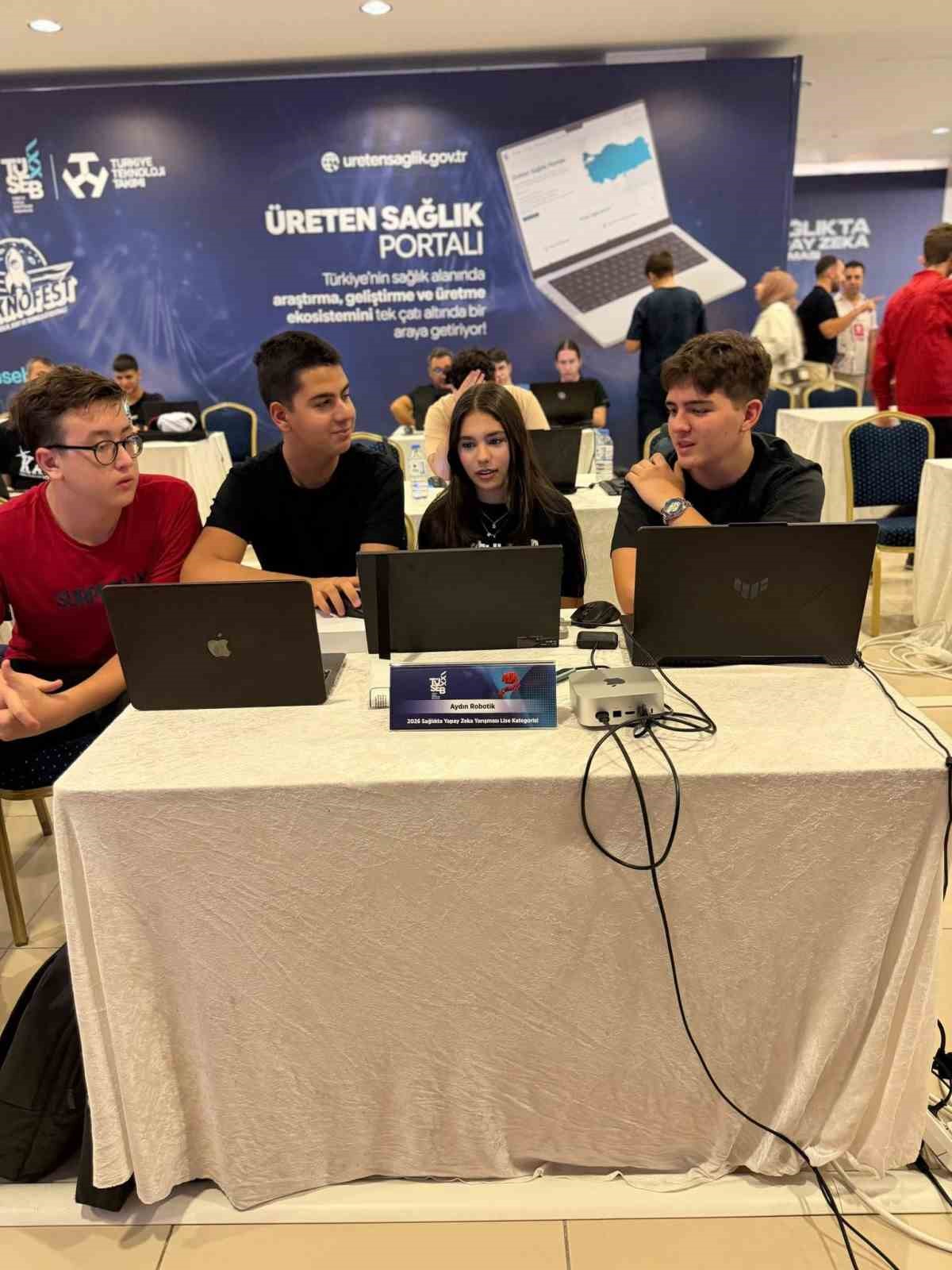 Aydınlı &ouml;ğrenciler 4 bin takımı geride bırakıp TEKNOFEST finaline kaldı