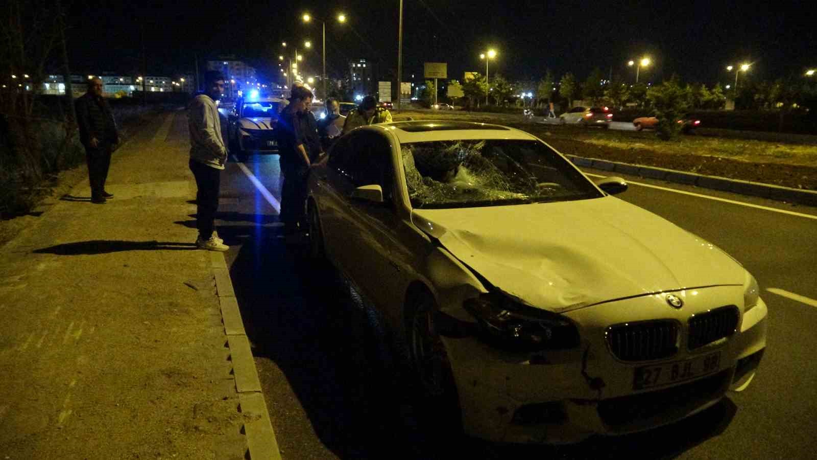 Kilis’te motosiklet ile otomobil çarpıştı: 2 yaralı