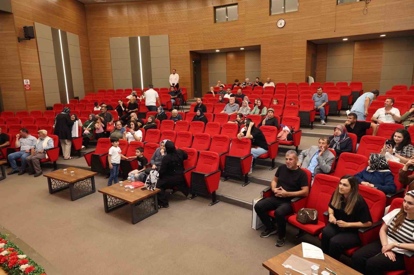 Anbar mahallesindeki kentsel dönüşüm daireleri, kura ile sahiplerini buldu